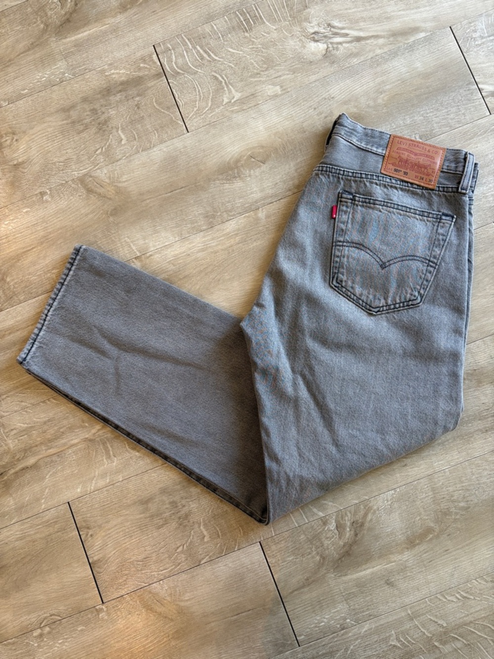LEVI'S Men's Grey Classic Straight Jeans 34x30